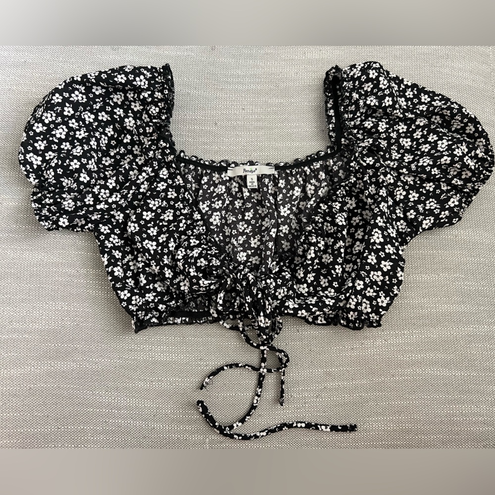 crop top blouse